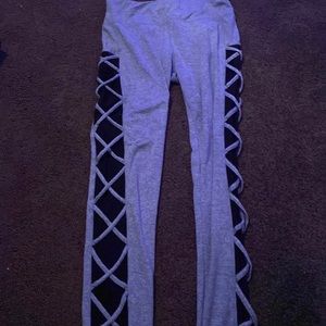 Grey Leggings. Brand: Yuna Size: s/m